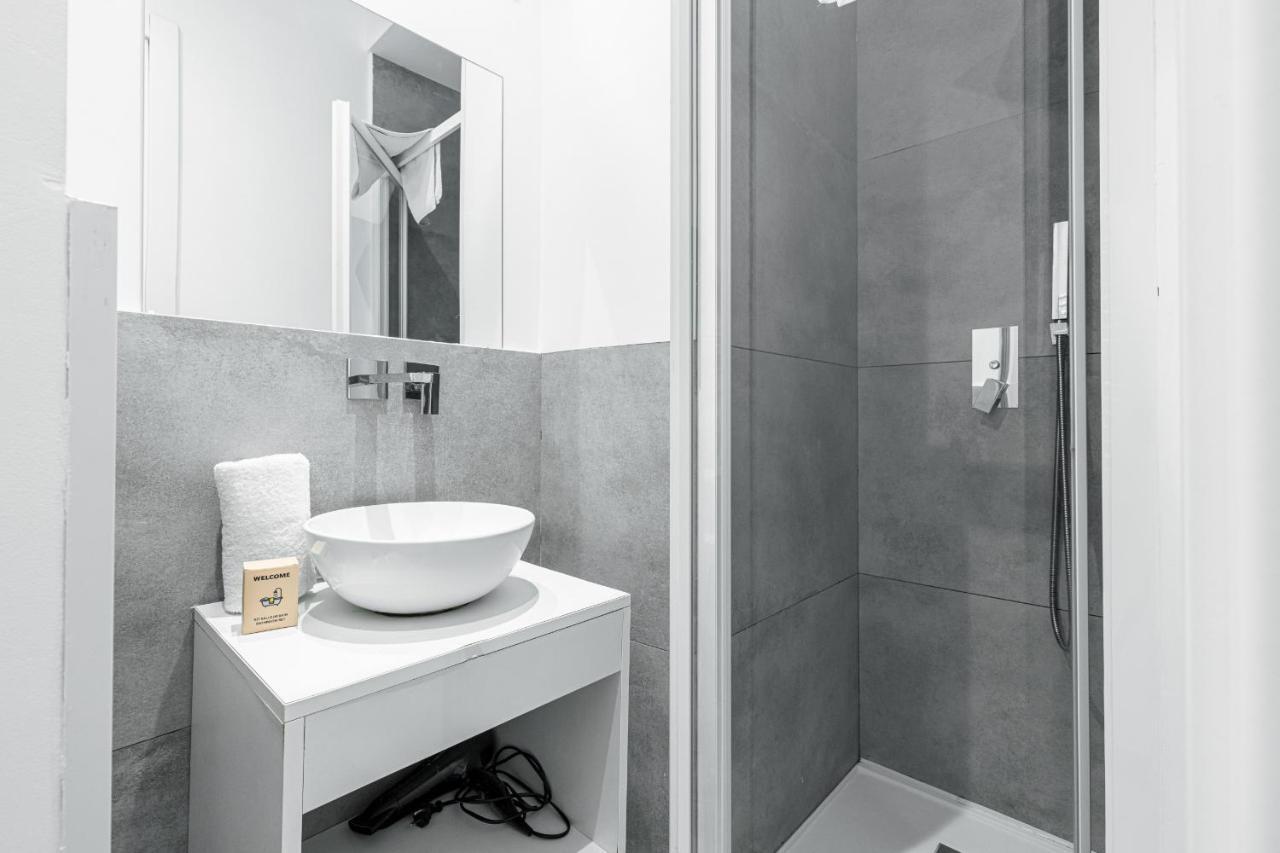 Garibaldi Square - Cozy 1 Bdr Old Town Apartment นีซ ภายนอก รูปภาพ