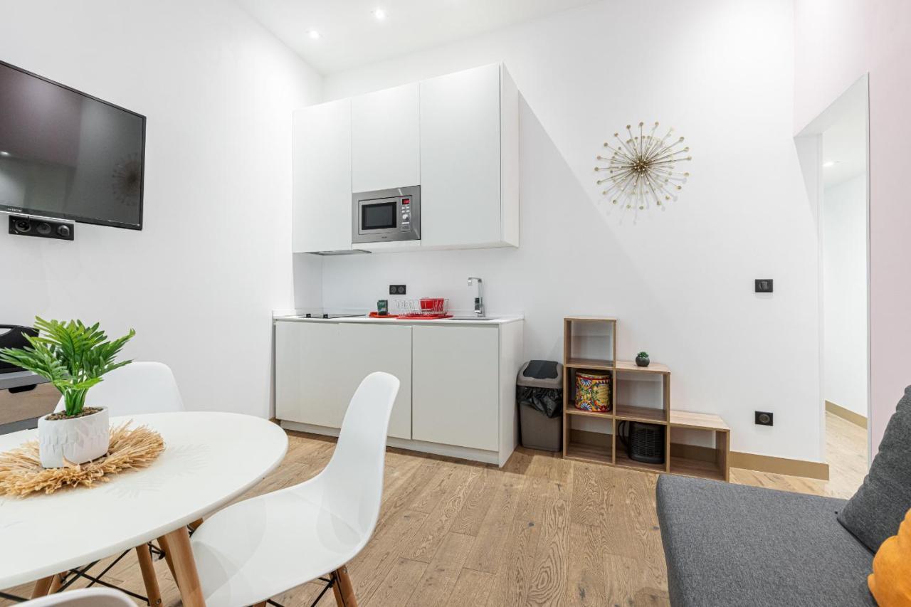Garibaldi Square - Cozy 1 Bdr Old Town Apartment นีซ ภายนอก รูปภาพ