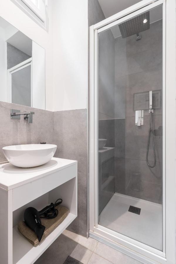 Garibaldi Square - Cozy 1 Bdr Old Town Apartment นีซ ภายนอก รูปภาพ